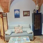 Casa Blava Castello  D'Empuries