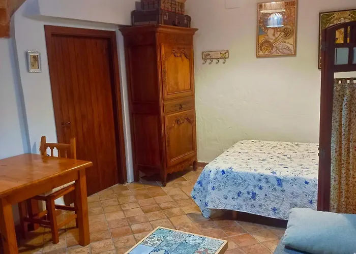 Casa Blava * Castello  D'Empuries